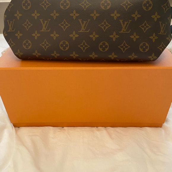 Louis Vuitton flower zipped tote MM handbag - Picture 6 of 16